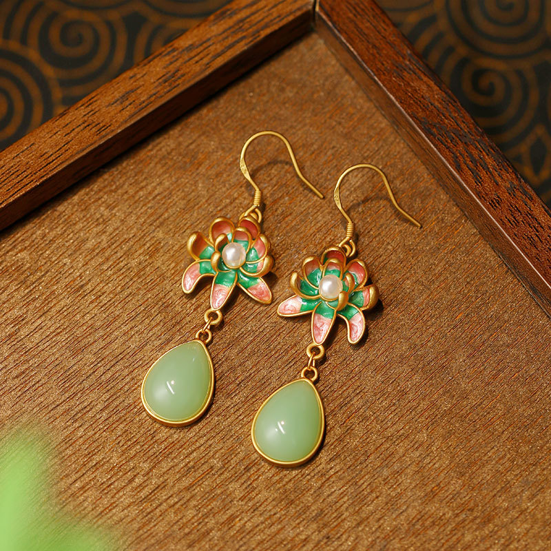 Зеленые серьги в форме капли в – обзор и цена Earrings